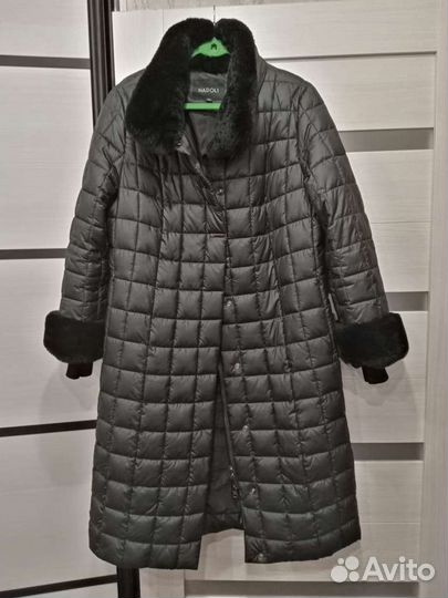 Пуховик женский. 52 размер. В хорошем состоянии