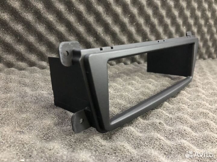 Переходная рамка LADA priora