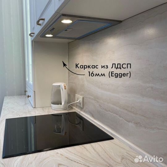 Кухня угловая белая