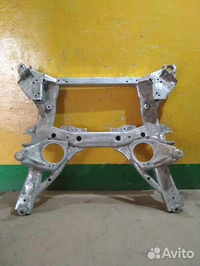 Передний подрамник BMW G20 G21 G22 задний привод