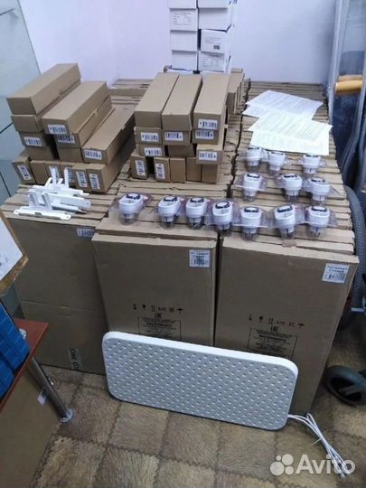 Кварцевый обогреватель. Бесплатная доставка