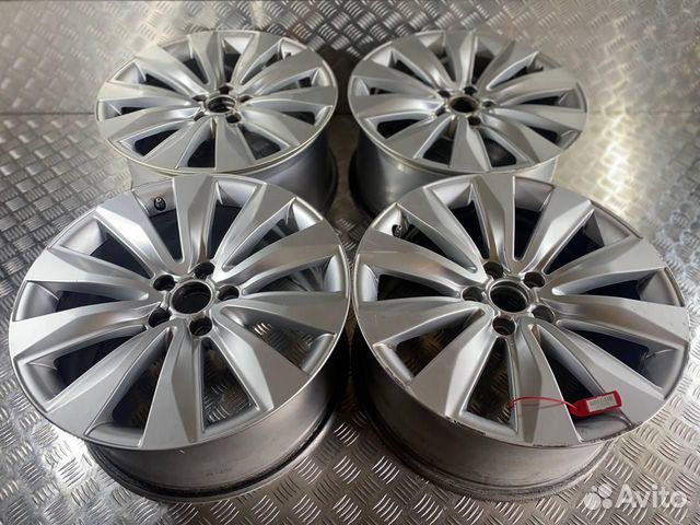 Комплект литых дисков R18x8.5 5x112
