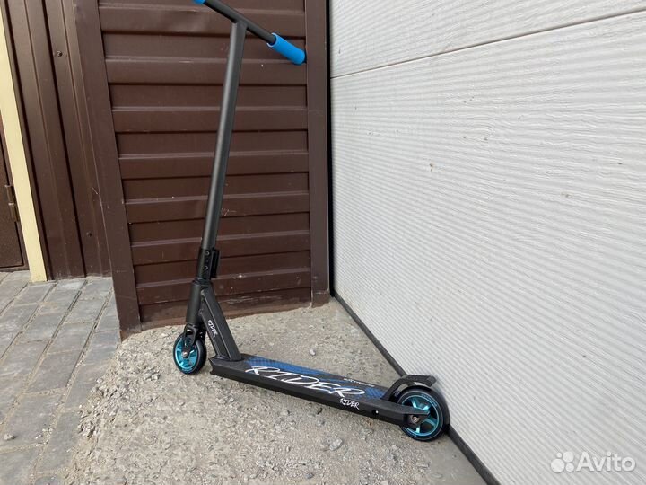 Самокат для трюков