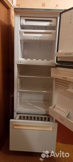 Холодильник Стинол