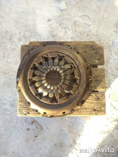 Корзина сцепления Ларгус 16 кл, к4м