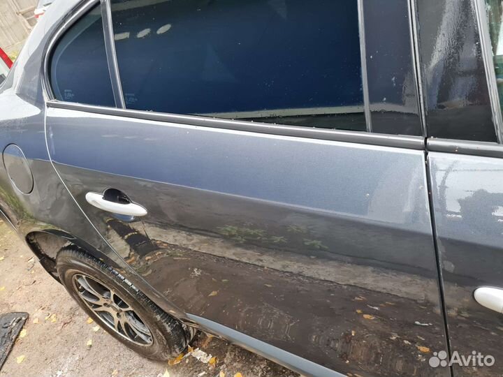 Дверь задняя правая Renault Fluence