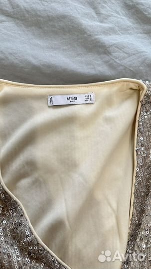 Платье в пайетках mango