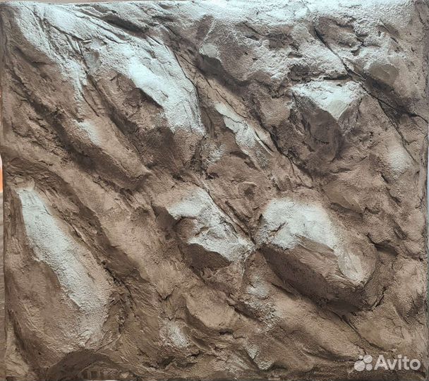 Имитация скалы в интерьере