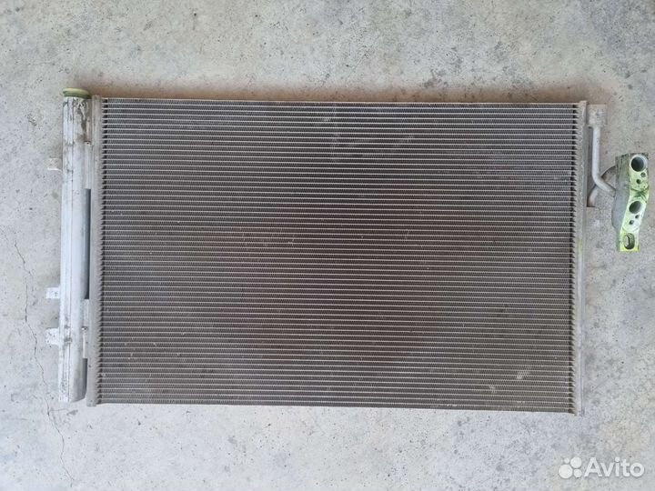 Радиатор кондиционера F25