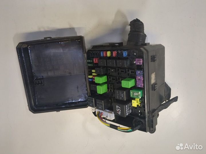 Блок предохранителей Mitsubishi Outlander XL, 2008