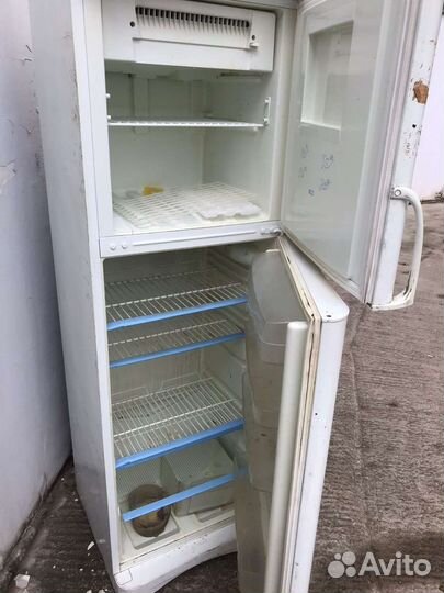 Холодильник Indesit по запчастям