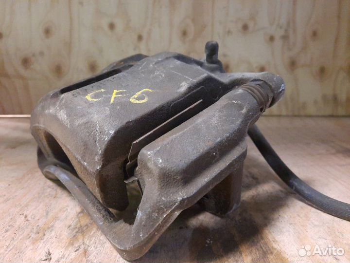 Суппорт лев. перед. honda accord