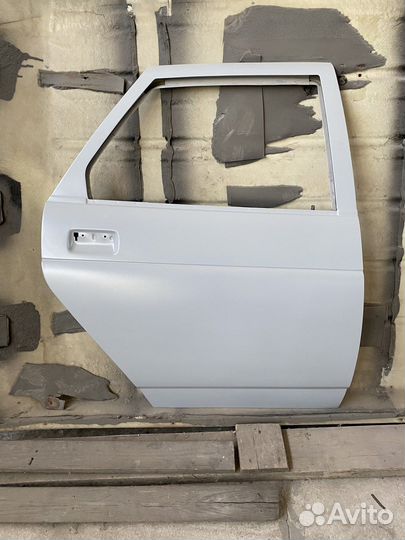 Дверь задняя правая ваз 2110