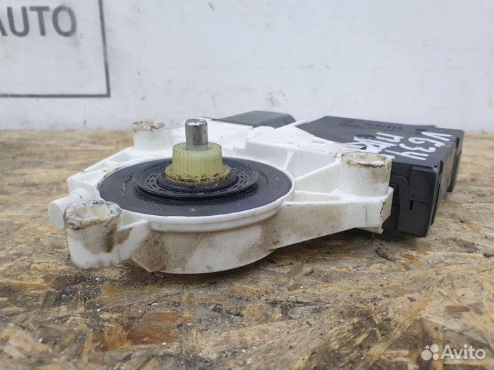 Моторчик стеклоподъемника Vw Golf Plus 1.6 2006