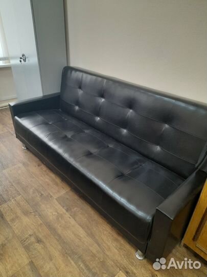 Диван новый клерк