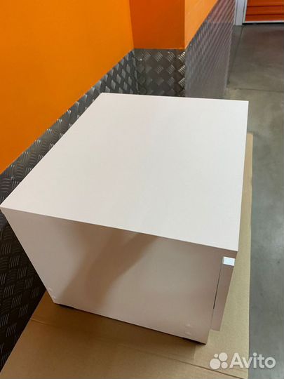 Тумба прикроватная белая матовая