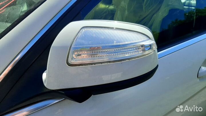 Зеркало левое Mercedes C-Class W204