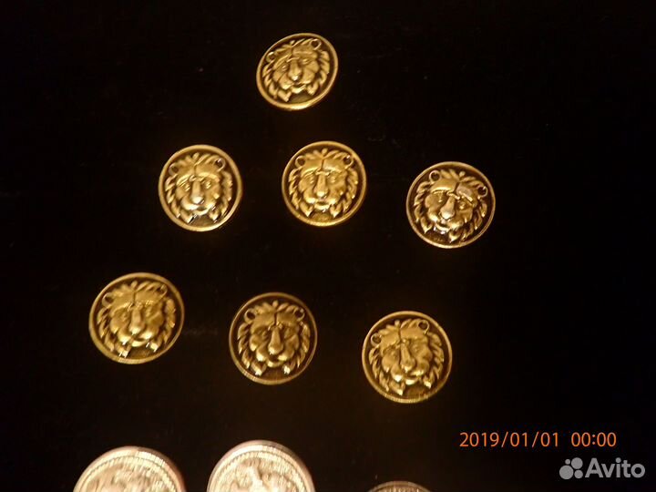 Пуговицы металлические, из иск. рога и т.д