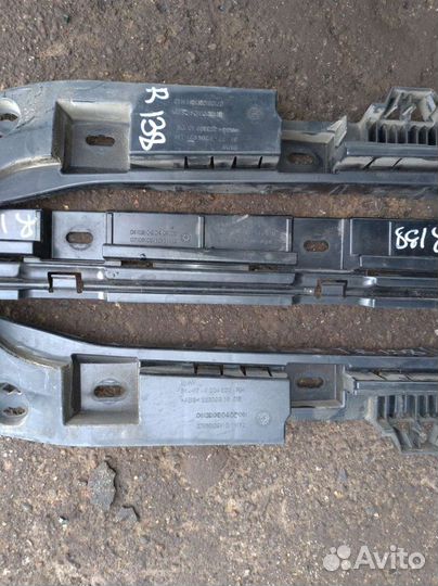 Кронштейн Накладки Порога бмв 5 Ф10 BMW 5 F10