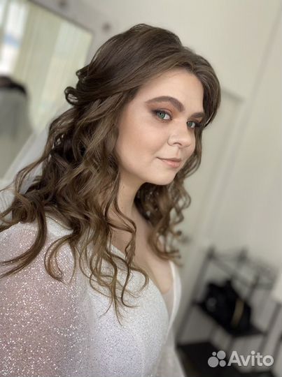 Вечерние и свадебные прически