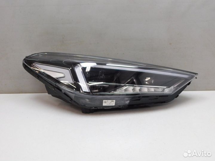 Фара правая Hyundai Tucson