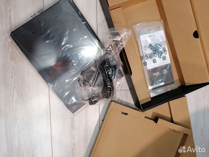 Игровой ноутбук MSI i7