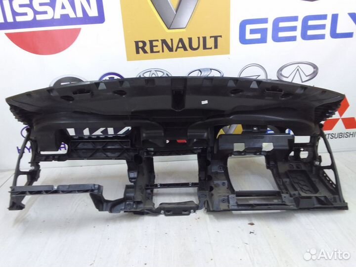 Торпеда Торпедо Панель приборов салона Volkswagen