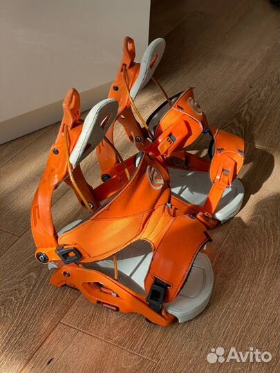 Крепления для сноуборда Flow