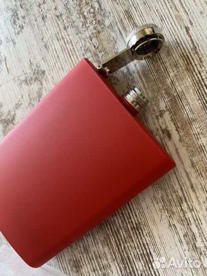 Фляжка новая подарочная