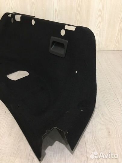 Обшивка крышки багажника Mercedes Benz C200 W204