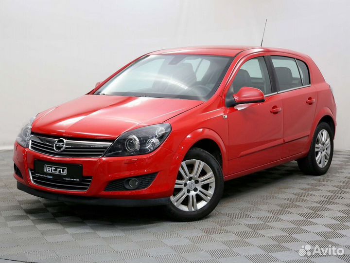 Opel Astra 1.8 МТ, 2012, 261 107 км