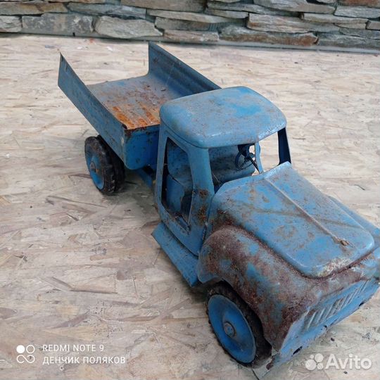 Игрушечные машинки СССР