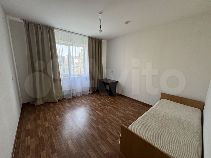 2-к. квартира, 62 м², 3/10 эт.