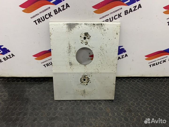 Кронштейн бака AdBlue Renault T, Volvo FH