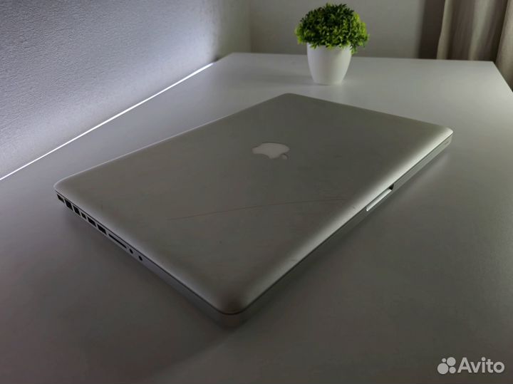 Ноутбук Apple Macbook Pro 15 i7\HD Graphics\4 Gb\1