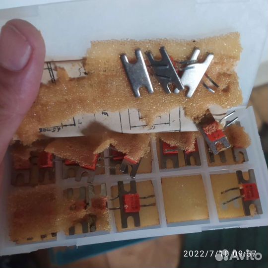 Транзистор кт807б