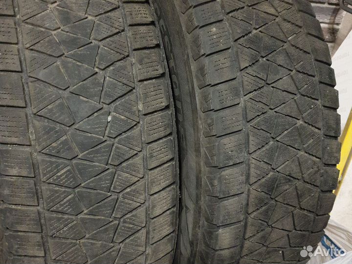 Bridgestone Blizzak DM-V2 225/65 R17