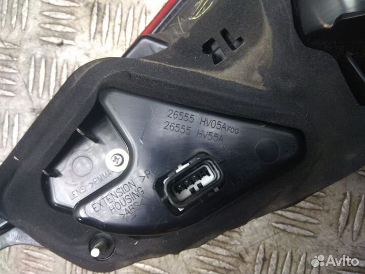 Фонарь задний внутренний левый Nissan Qashqai J11