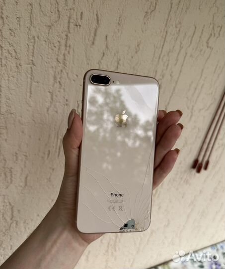 Телефон iPhone 8 plus