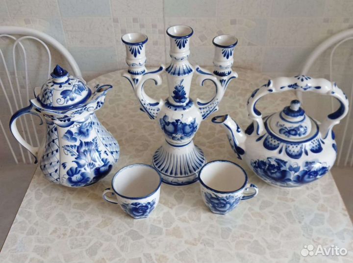 Набор посуды гжель