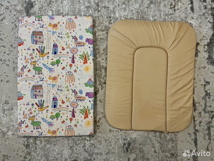 Матрасики для пеленания