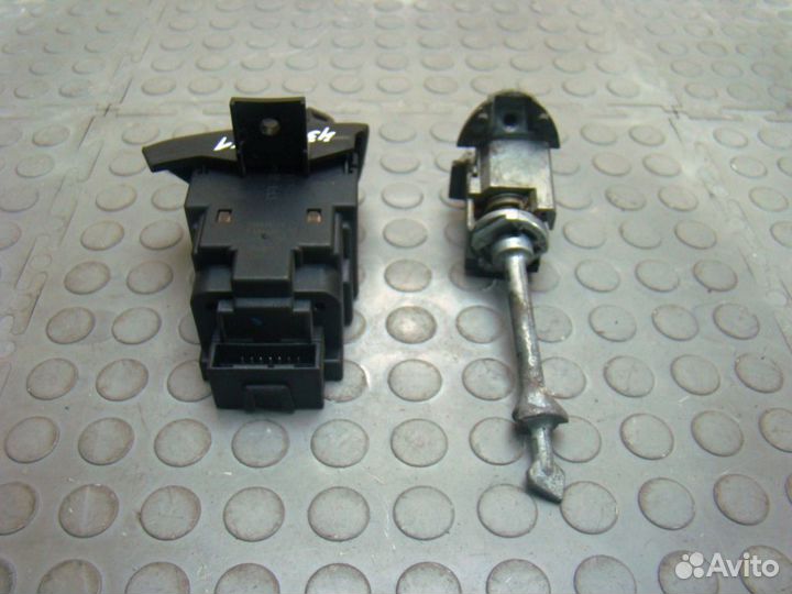 BMW X1 E84 Замок зажигания