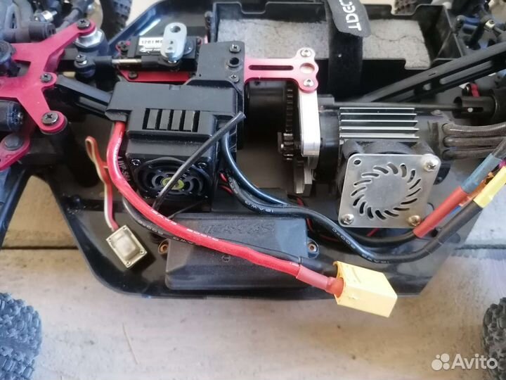 Rc машина на радио упровлении