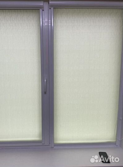 Рулонные шторы зебра в коробе A1402