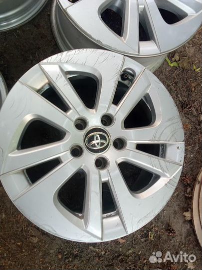 Диски r15 Prius 50