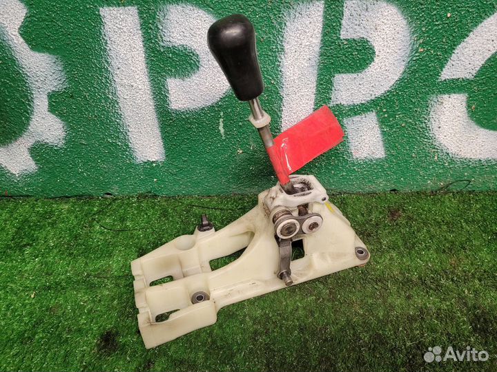 Кулиса кпп на Avensis T220