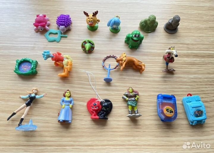 Игрушки из киндер яиц