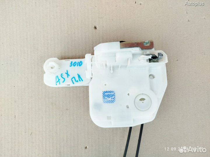 Замок передней двери Мицубиси асх