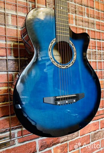 Акустическая гитара