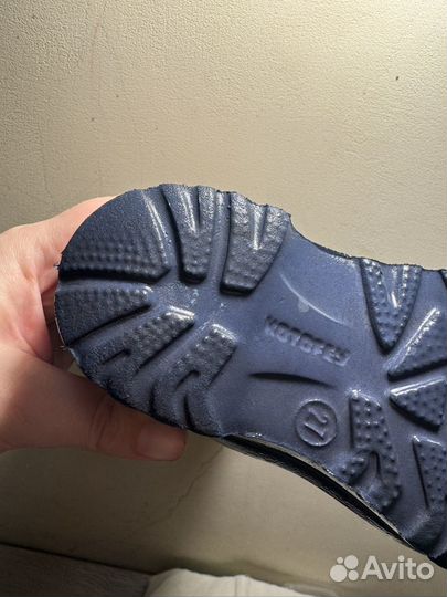 Детские резиновые сапоги 27